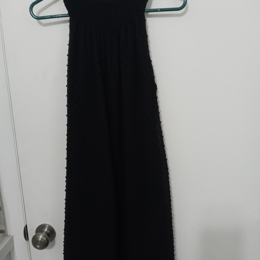 Zara Basic Sleeveless Lined Black popcorn Dress Stretches at neck